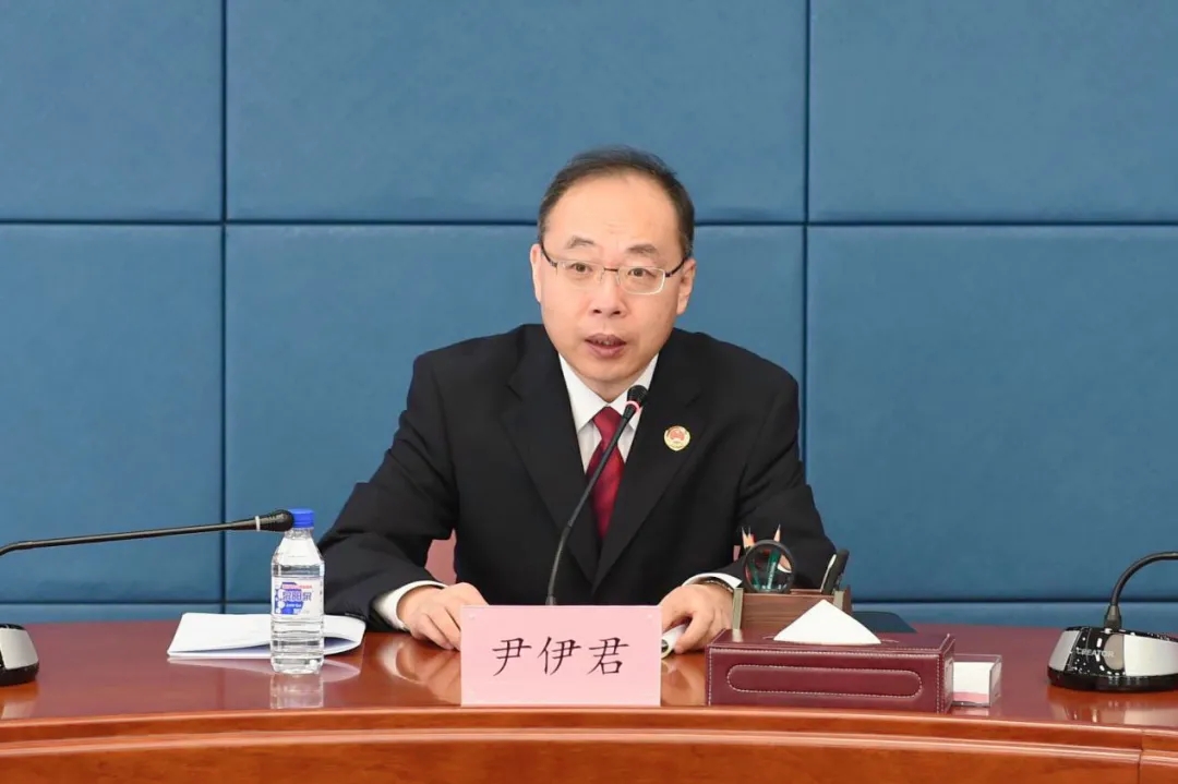 在学习中接受教育 在教育中提升能力 ——省检察院举办党组理论中心组巩固深化“不忘初心、牢记使命”主题教育成果读书班