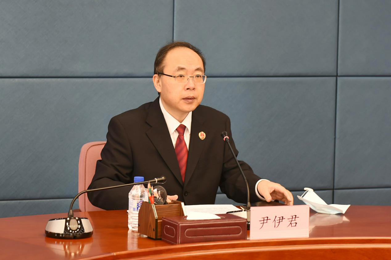 以更加奋发有为的精神状态——省检察院召开党组理论中心组（扩大）学习会